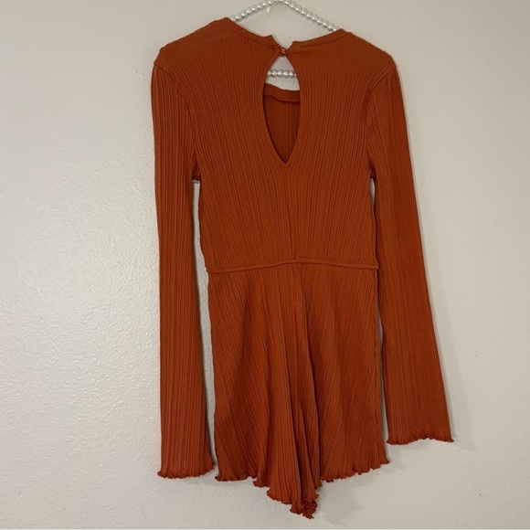 Urban Outfitters Women Orange Knit Long Sleeve Romper NWT - Picture 10 of 12